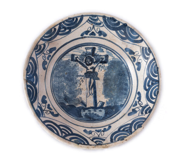 17th century Dutch Delftware bowl depicting Christ on the cross