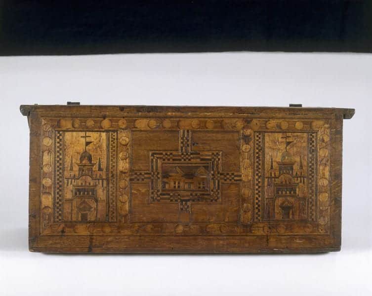 Elizabeth I Nonsuch desk box