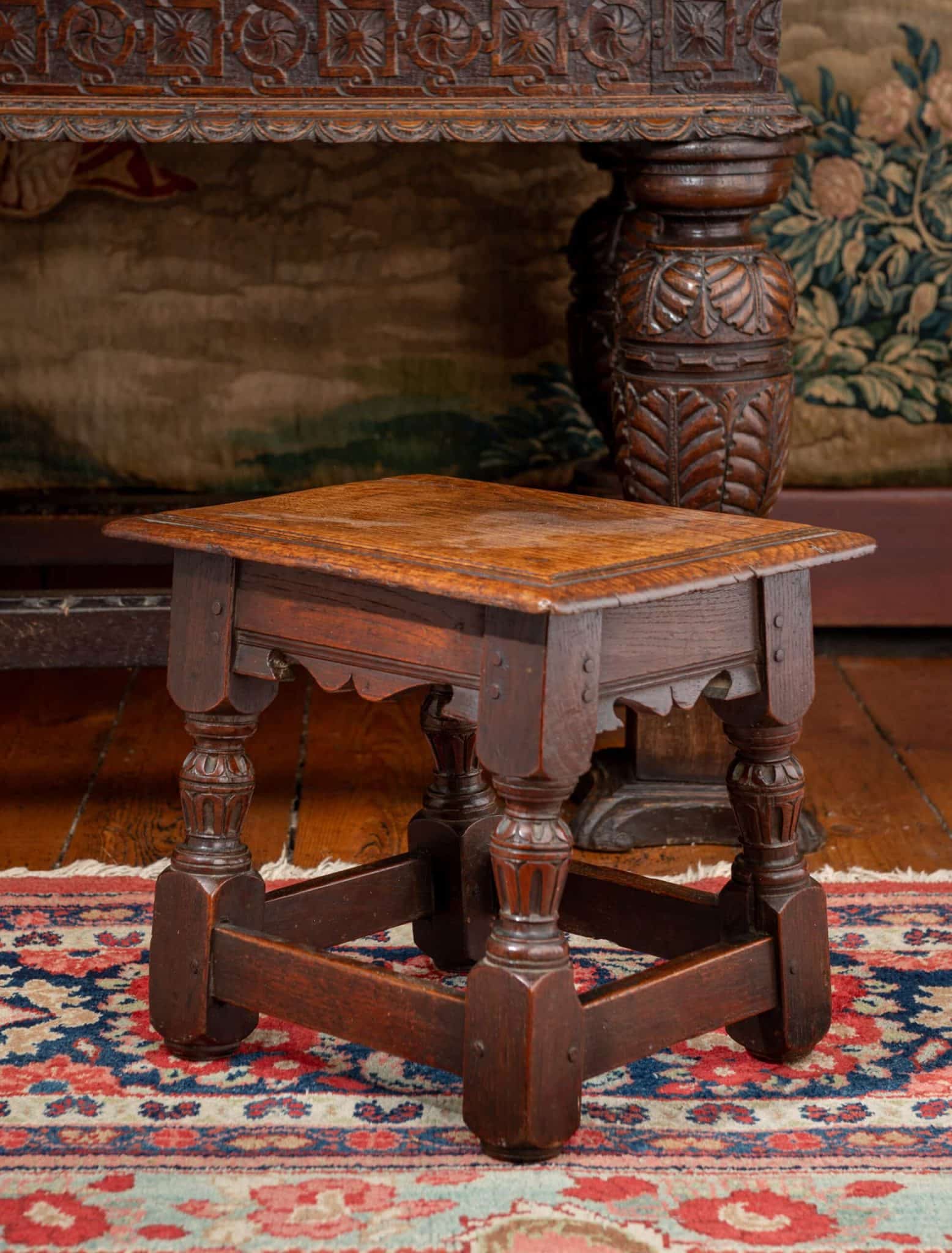 Elizabeth I Oak Low Stool (Footstool/Child’s Stool)