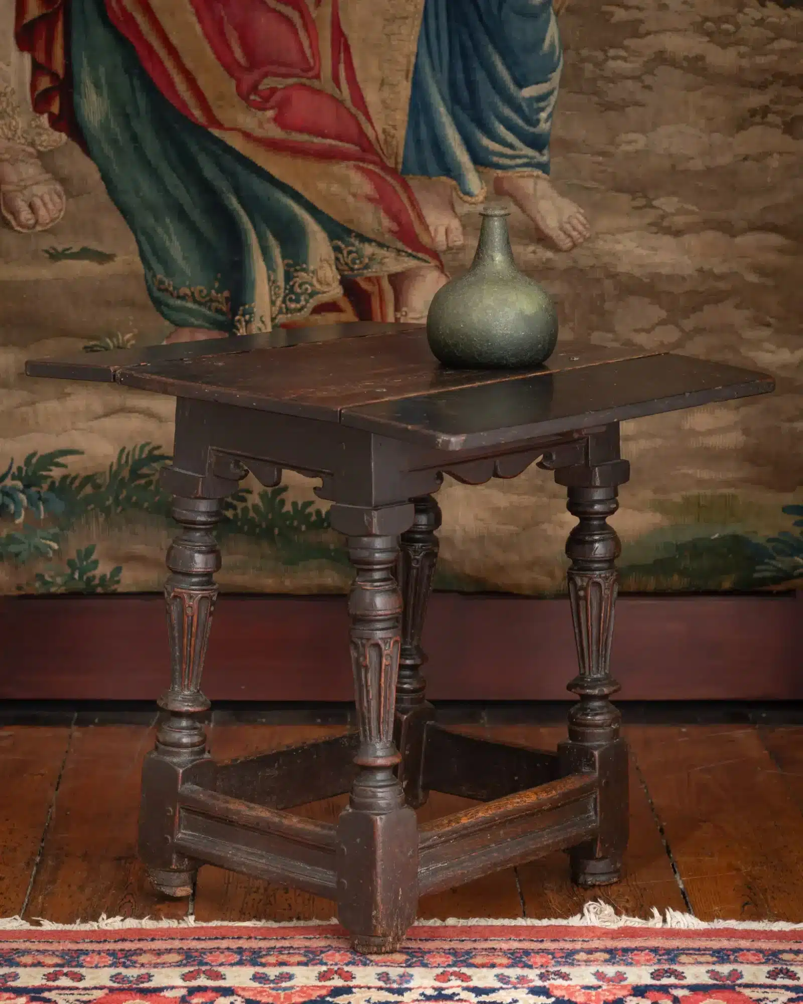 Elizabeth I / James I Joined Stool-Table