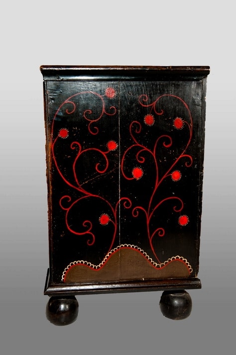 William and Mary painted chest of drawers