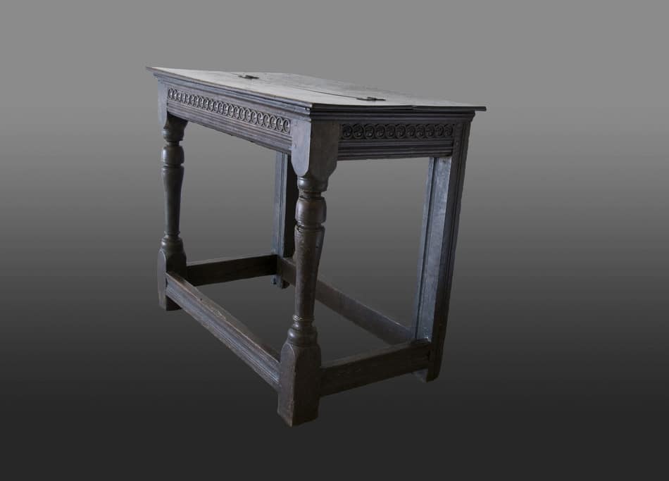 James I oak cup-board