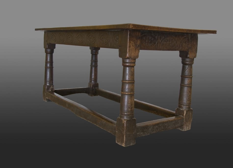 Salisbury oak refectory table