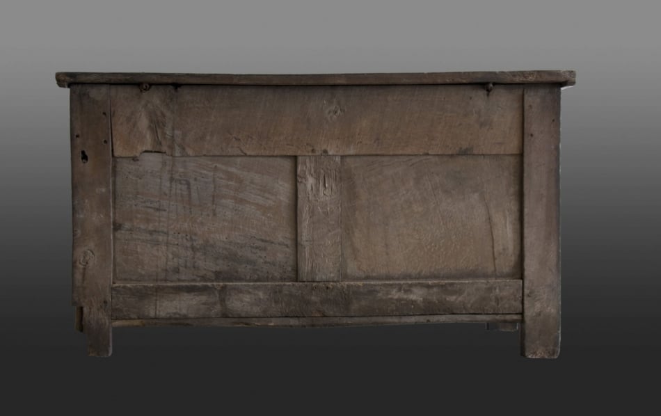 Elizabeth I Exeter oak chest