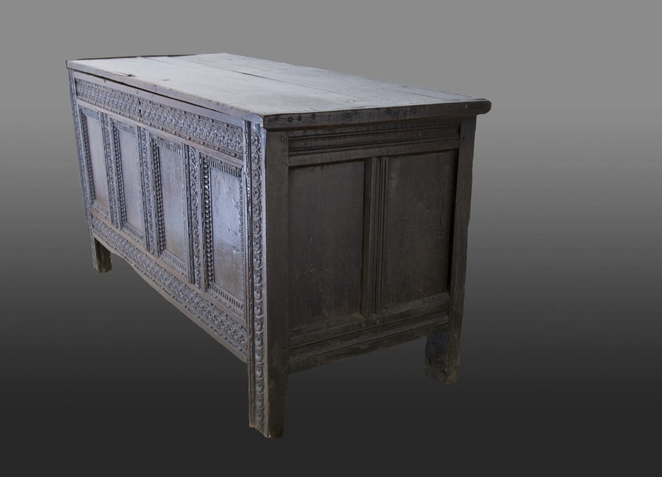 Elizabeth I oak joined chest