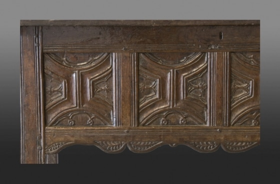 Henry VIII Tudor counter table