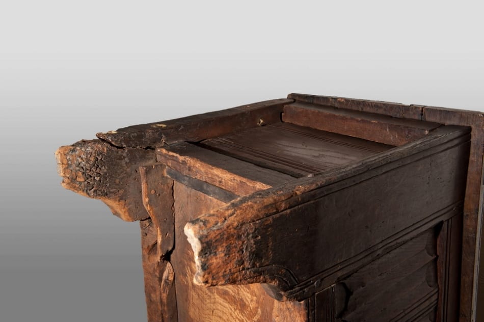 Henry VIII oak linenfold chest