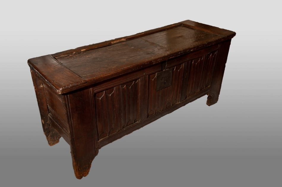 Henry VIII oak linenfold chest
