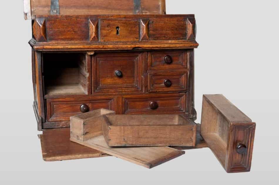 Elizabeth I walnut table cabinet