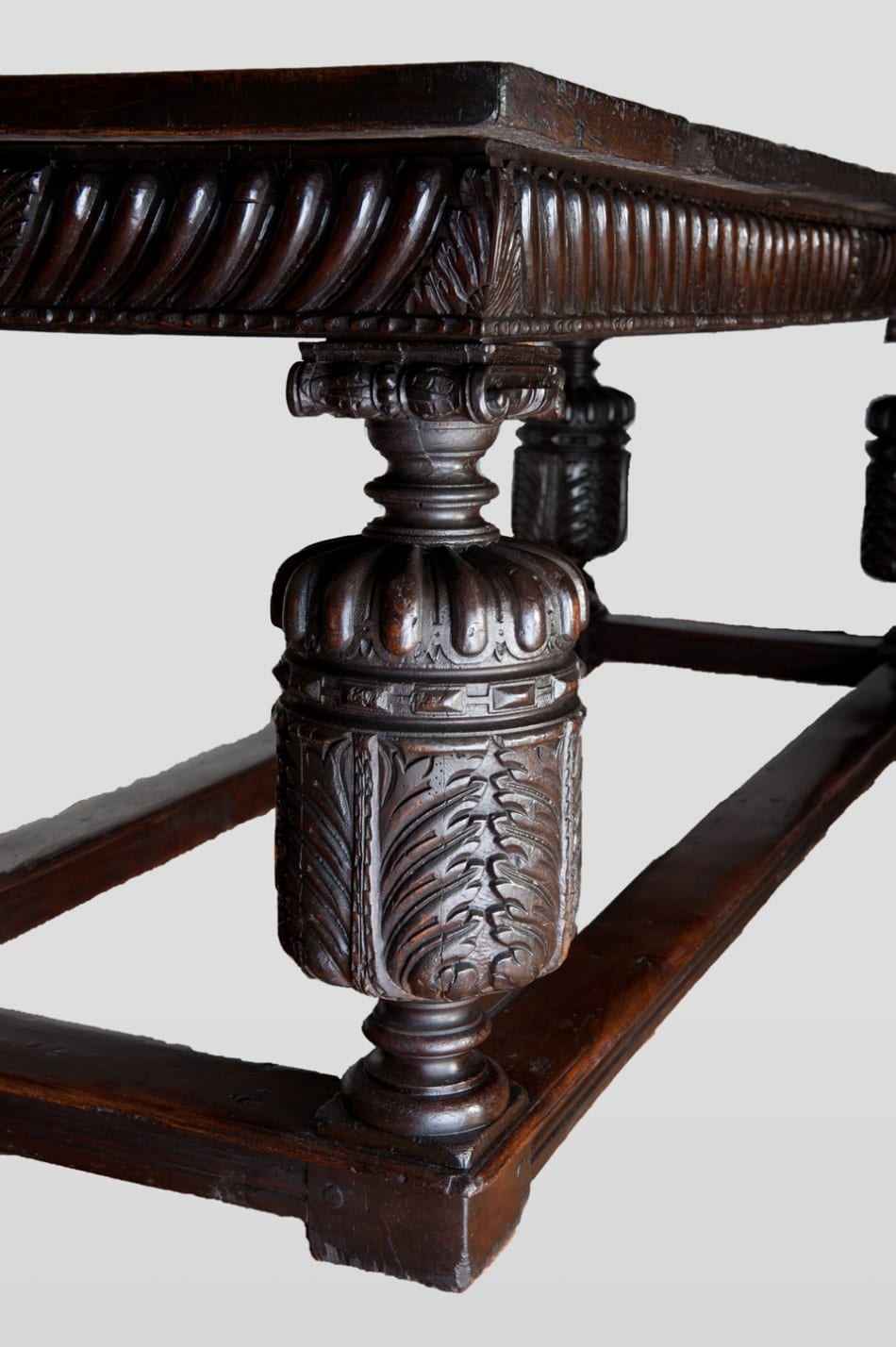 Elizabeth I Walnut table