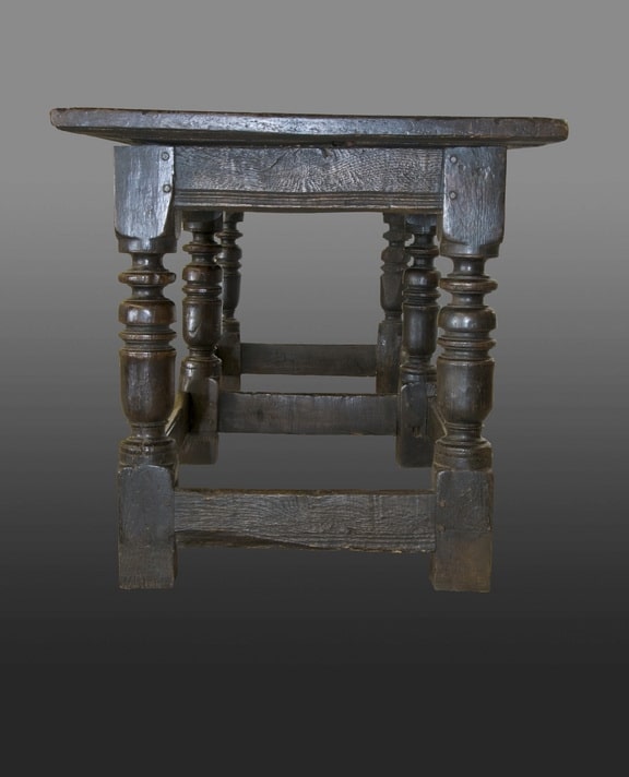 Mid 17th century Joined oak table
