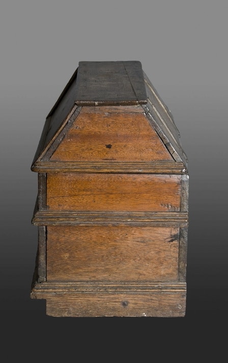 Elizabeth I walnut and oak table cabinet
