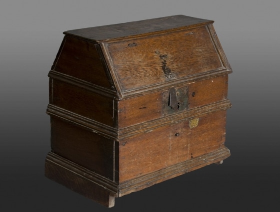 Elizabeth I walnut and oak table cabinet