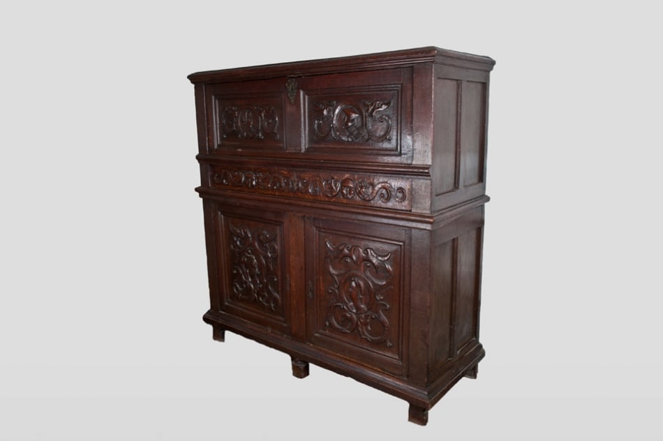 Renaissance joined oak buffet