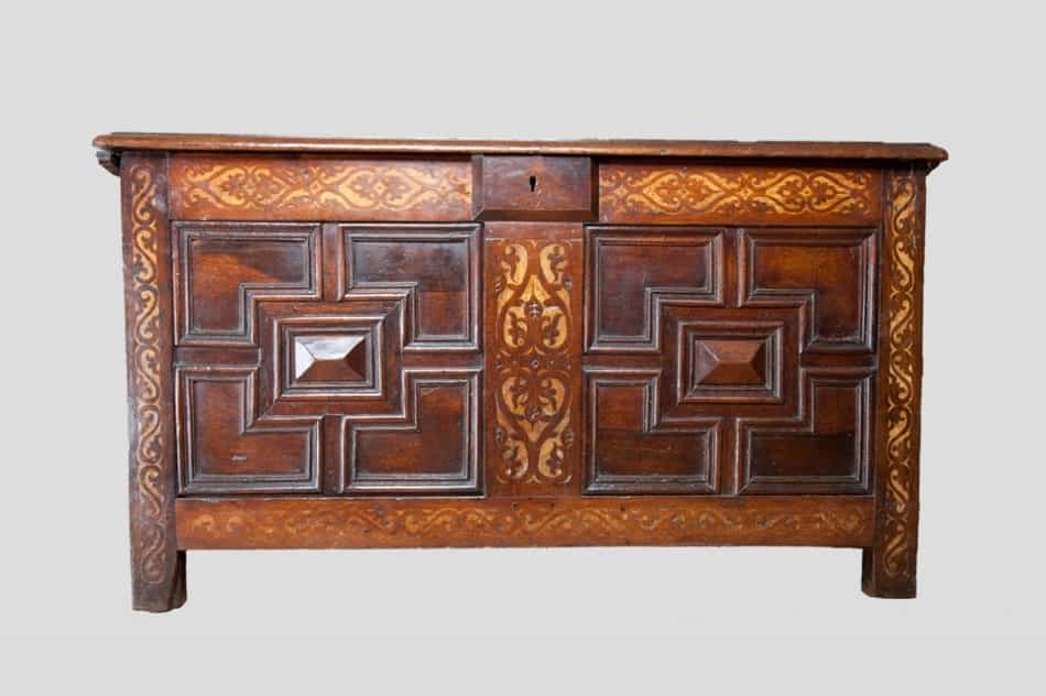 Elizabeth I joined oak chest
