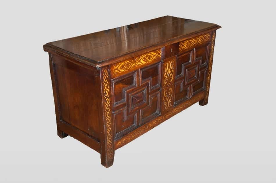 Elizabeth I joined oak chest