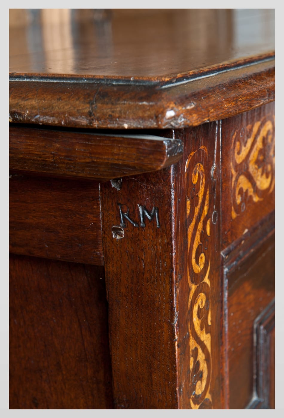 Elizabeth I joined oak chest