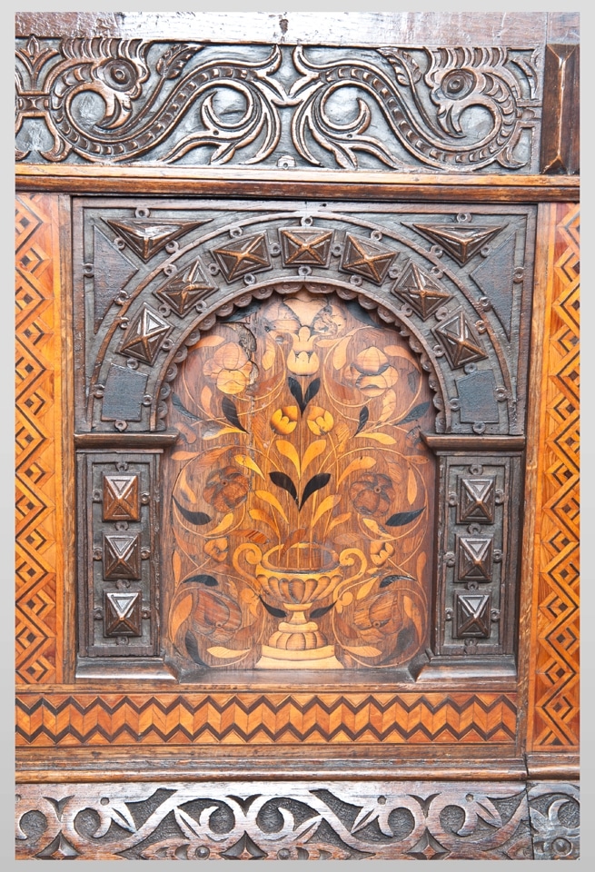 Elizabeth I joined oak and inlaid chest