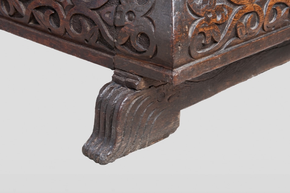 Elizabeth I joined oak and inlaid chest