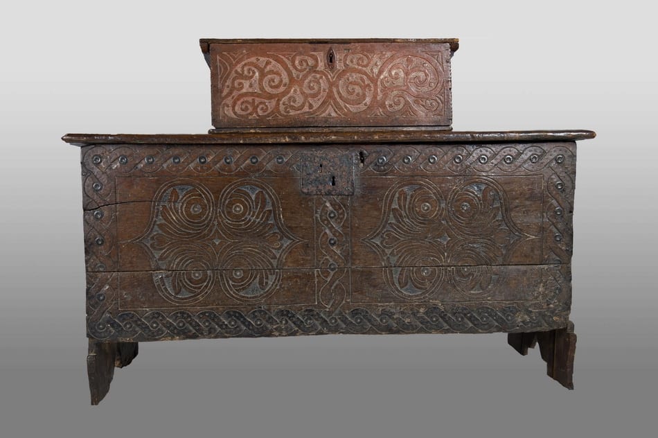 Elizabeth I oak box