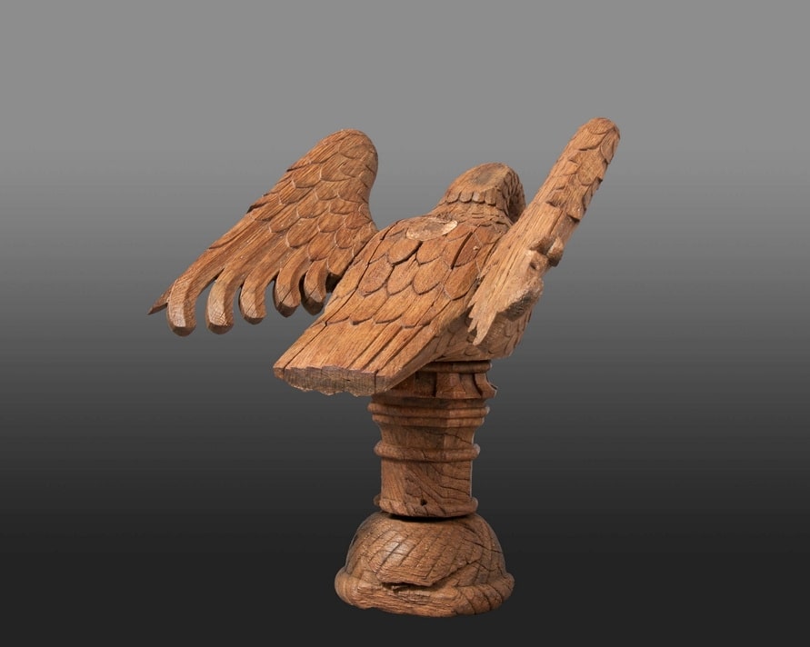 Medieval Pelican in her piety
