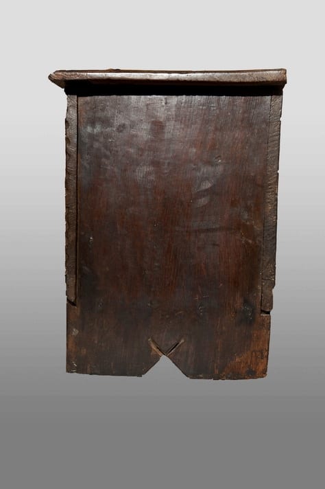 Elizabeth I Welsh boarded chest
