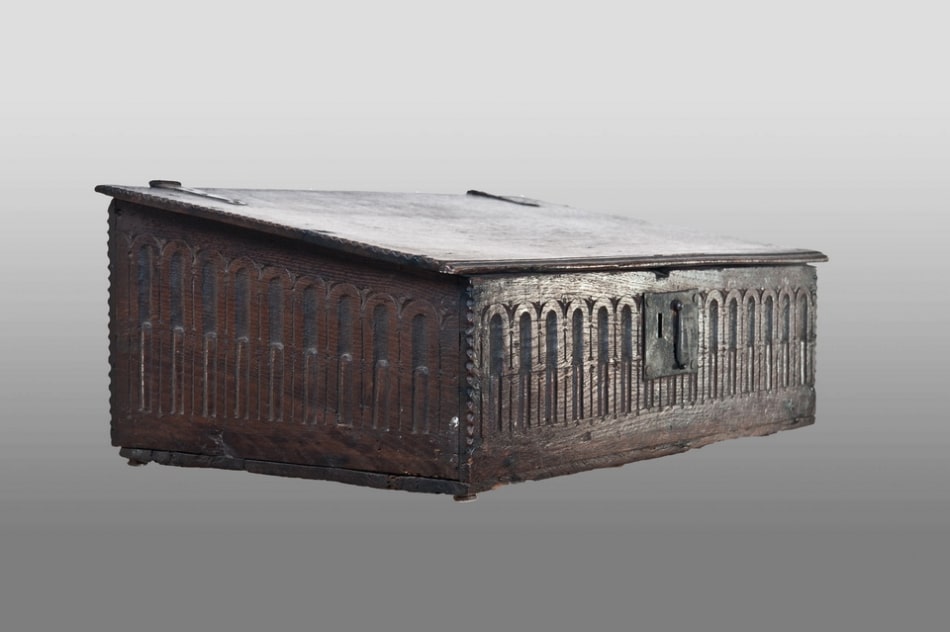 Early 17th century boarded writing slope