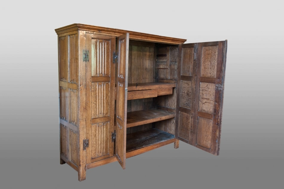 Late Gothic oak linenfold armoire