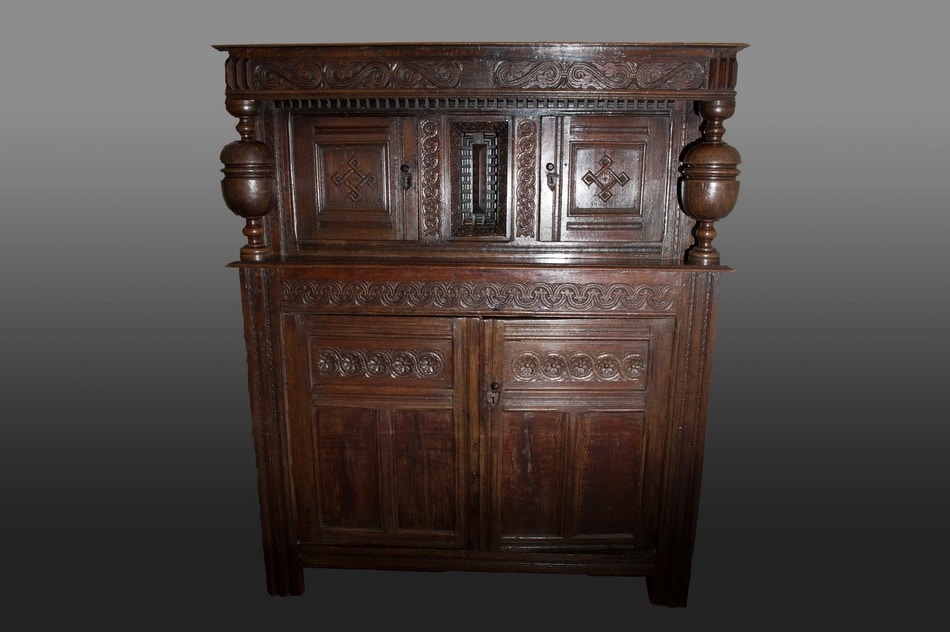 Elizabeth I oak press cupboard