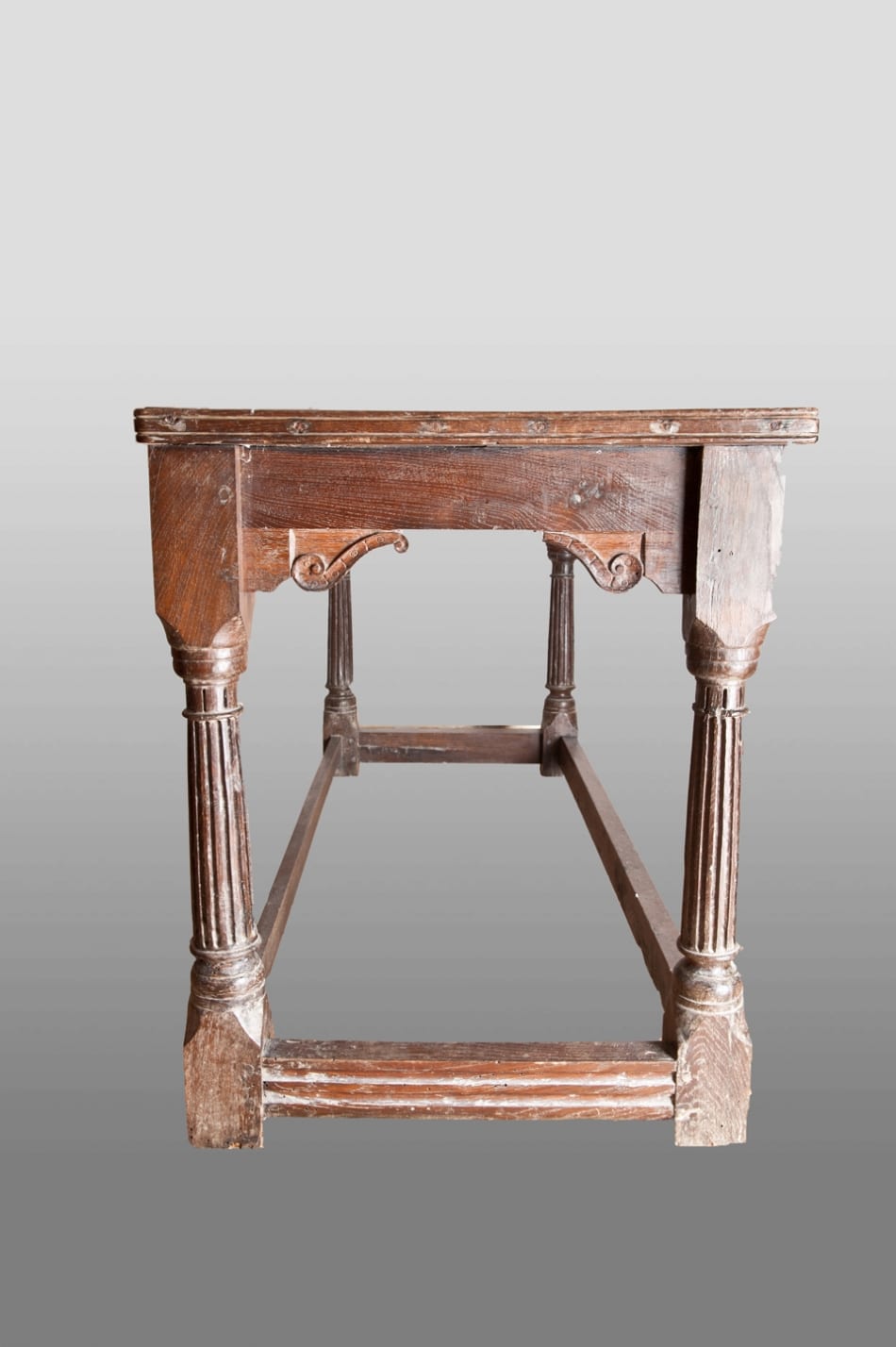 Elizabeth I oak serving table