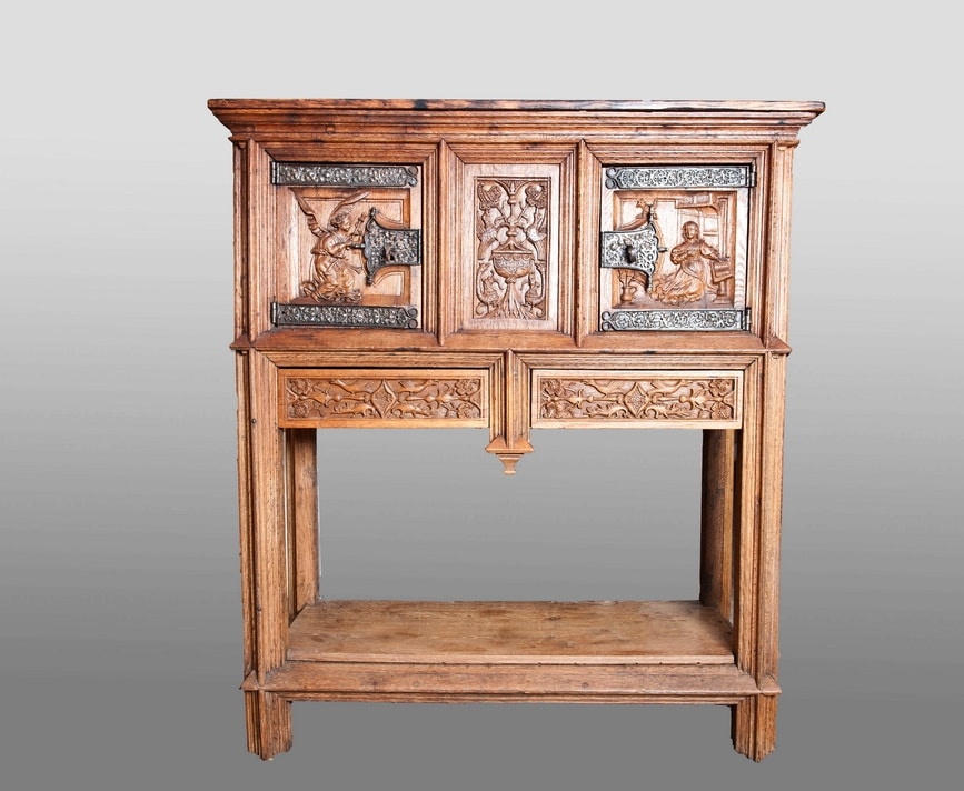 Late Gothic early Renaissance oak carved buffet