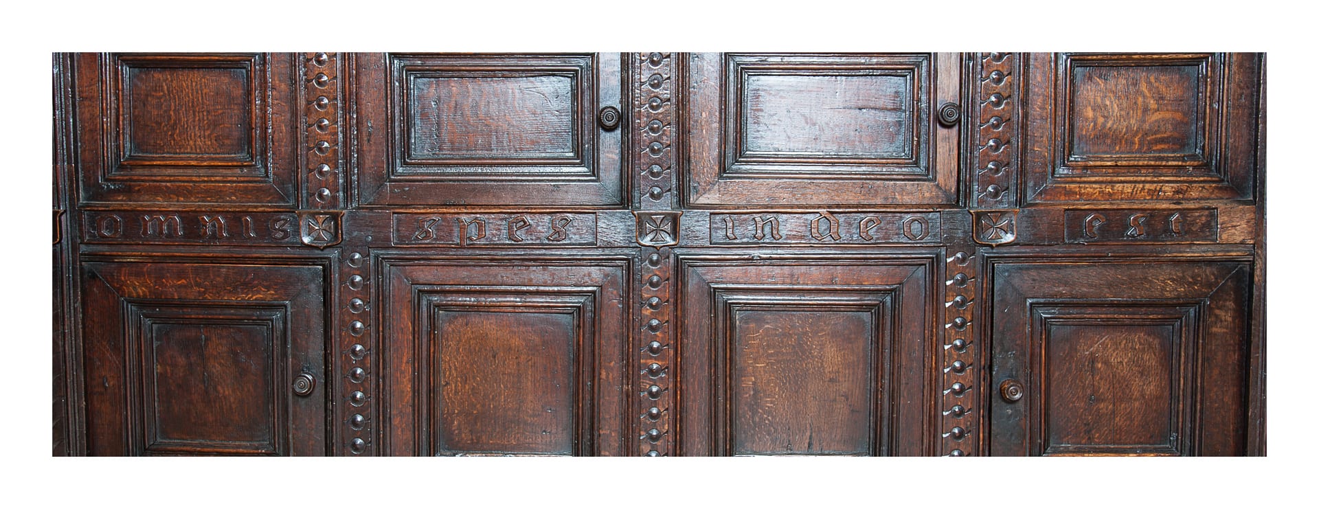 Elizabeth I joined oak press cupboard