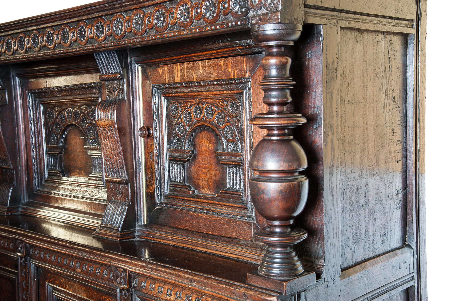 Elizabeth I joined oak press cupboard