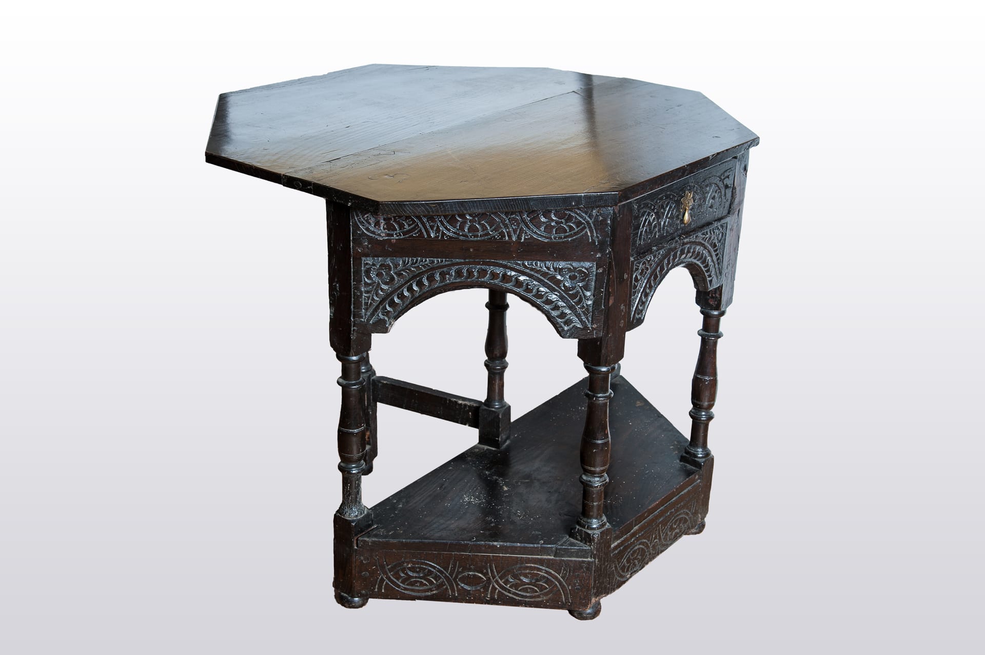 17th century Joined oak folding table