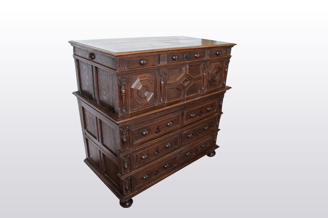 17th century oak chest of drawers