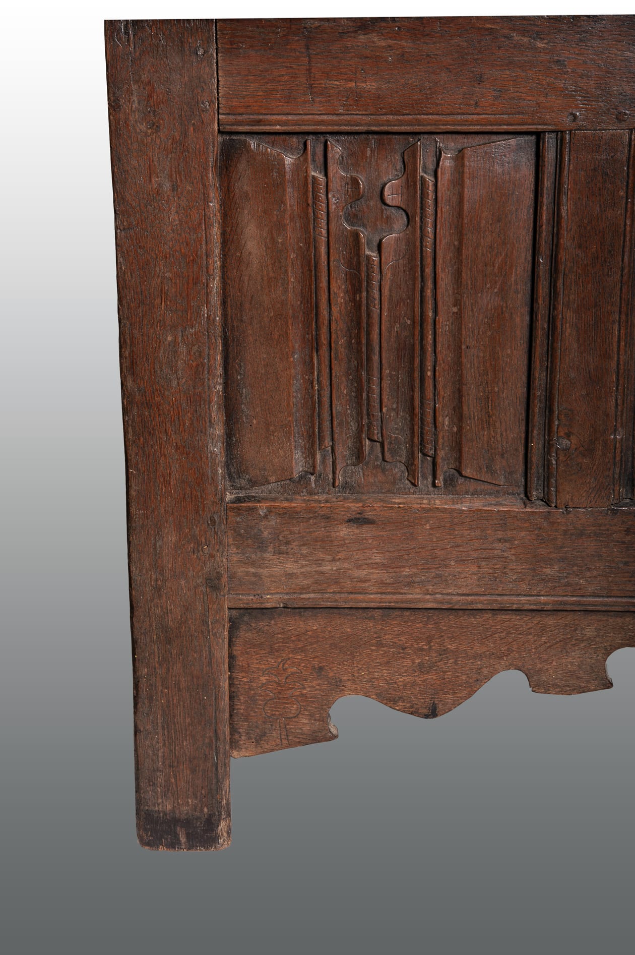 Henry VIII linenfold chest