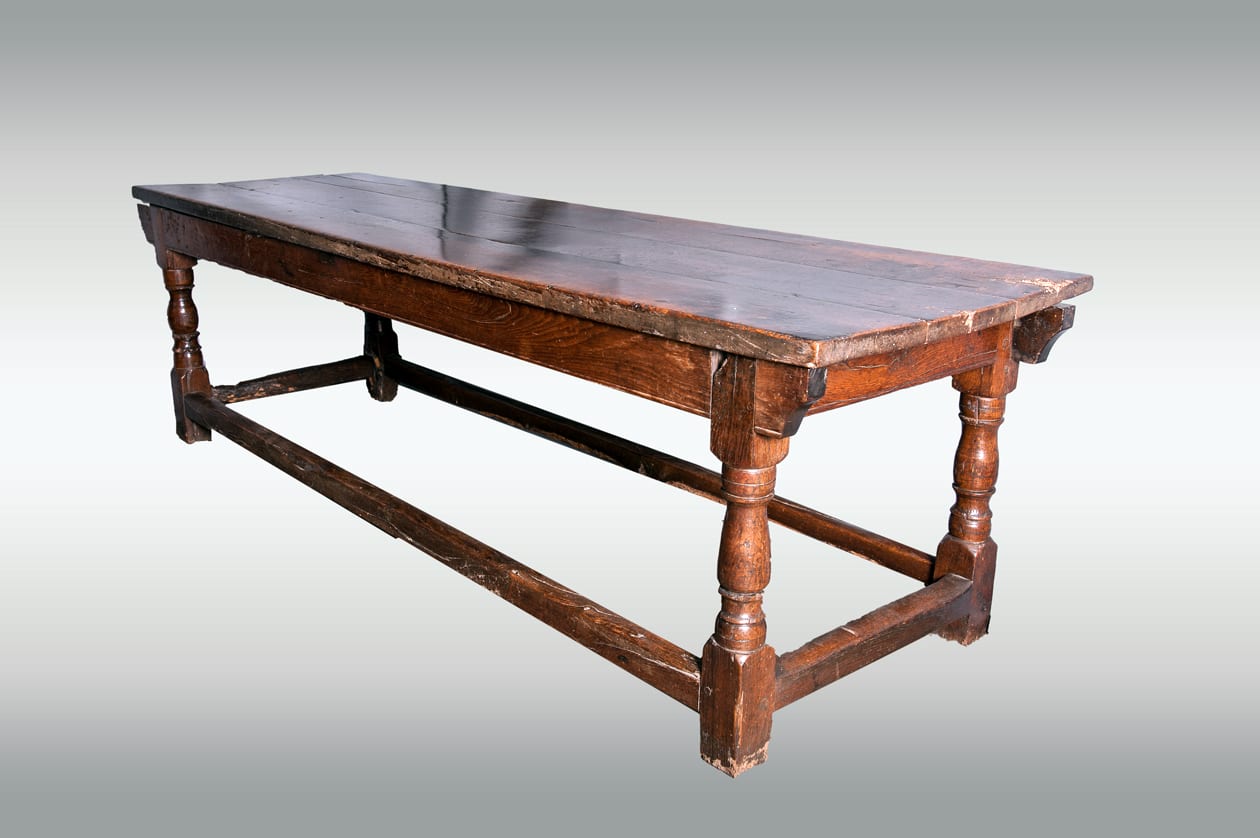 Elizabeth I joined oak table