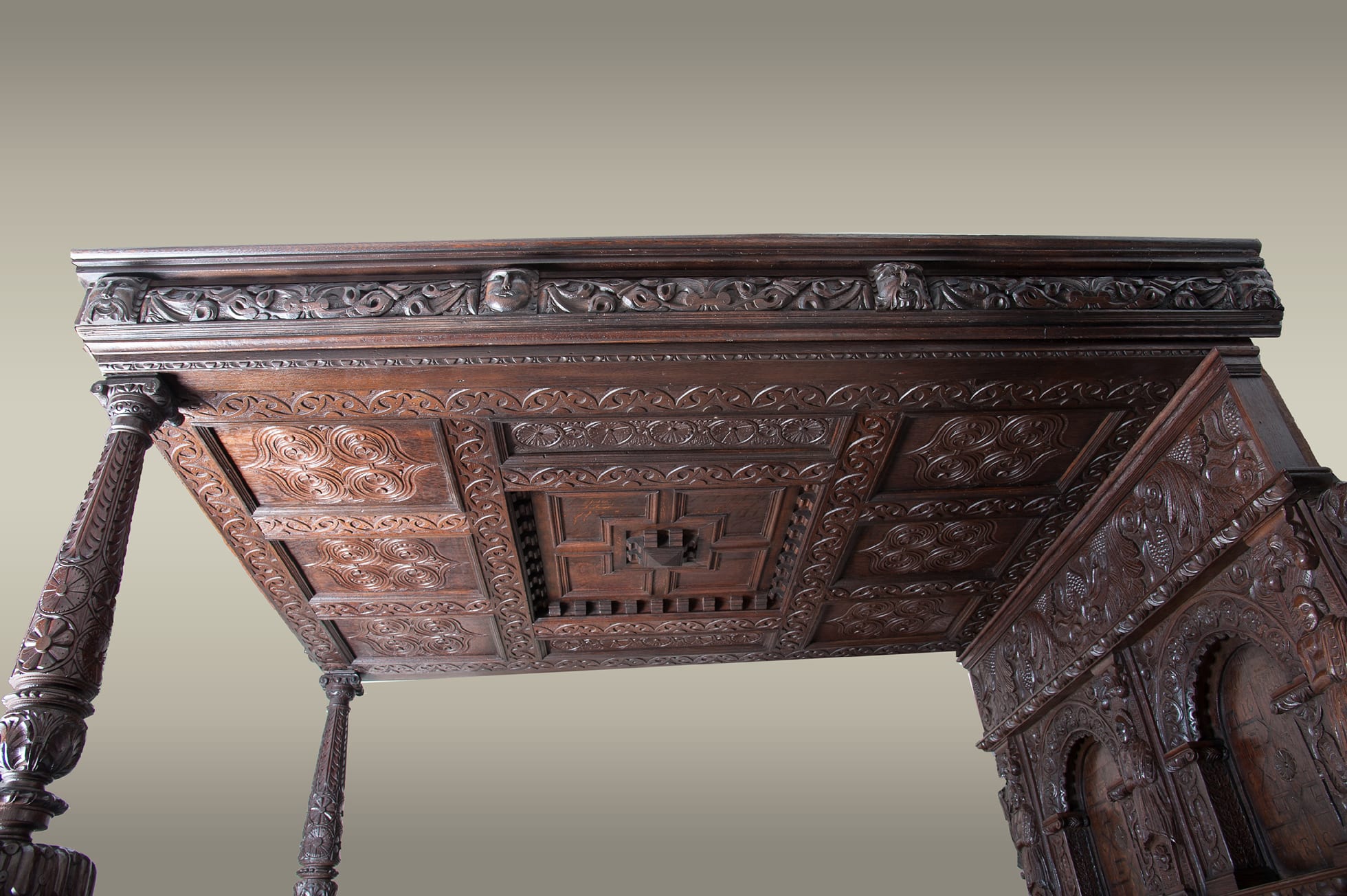 Elizabeth I carved oak tester bed