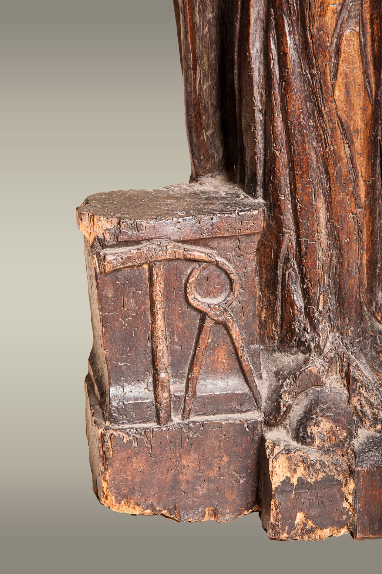 Late 16th century Sculpture Bishop Eloy