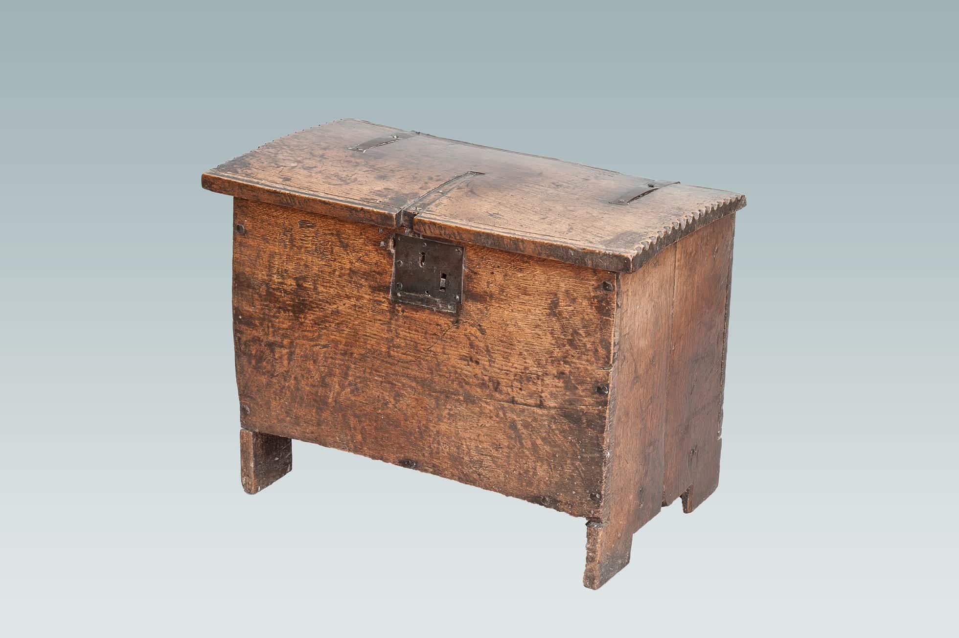 Charles I boarded chest