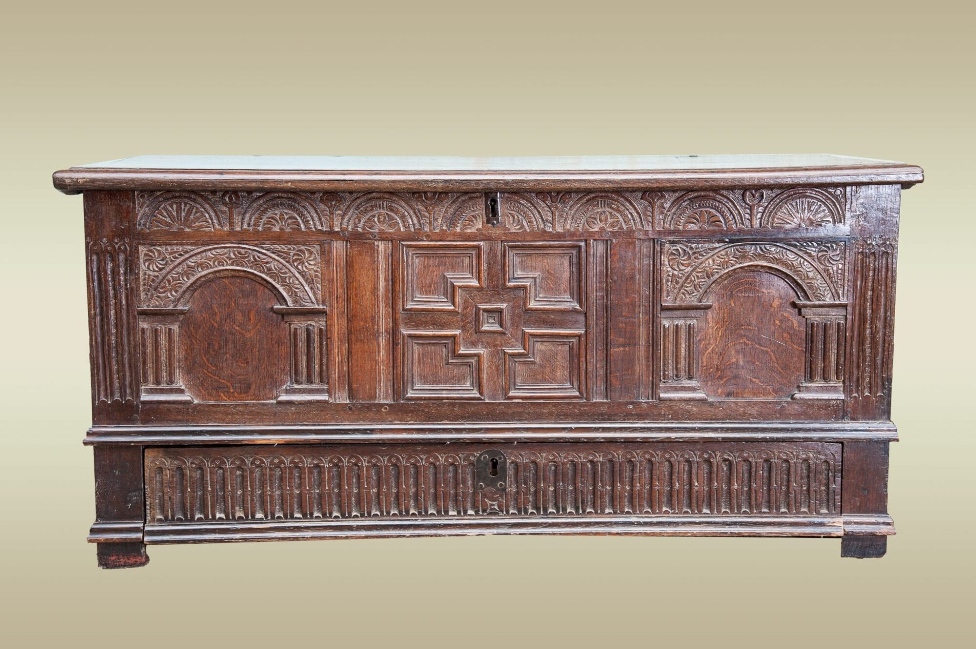 James I joined oak chest