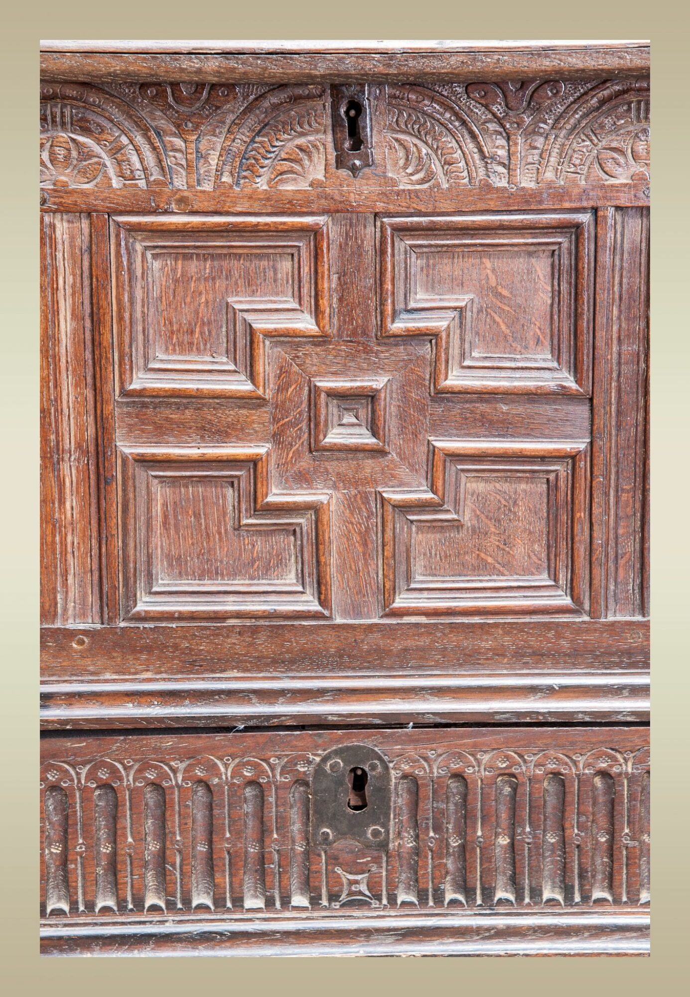 James I joined oak chest