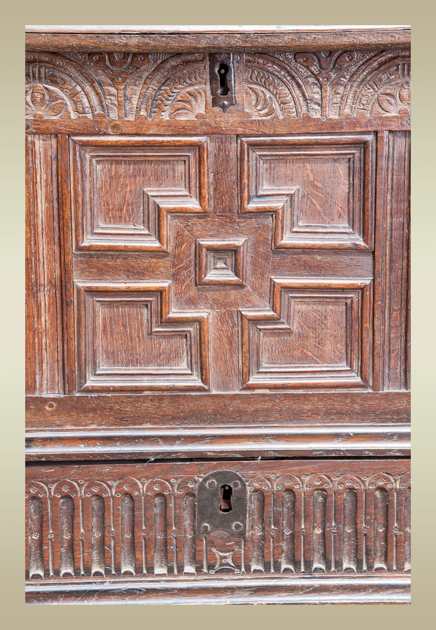 James I joined oak chest