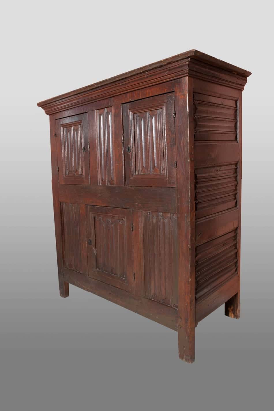 Henry VIII oak linenfold hutch