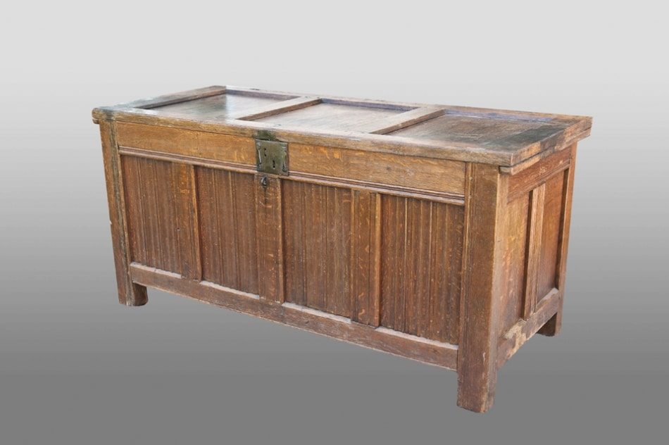 Elizabeth I joined oak chest