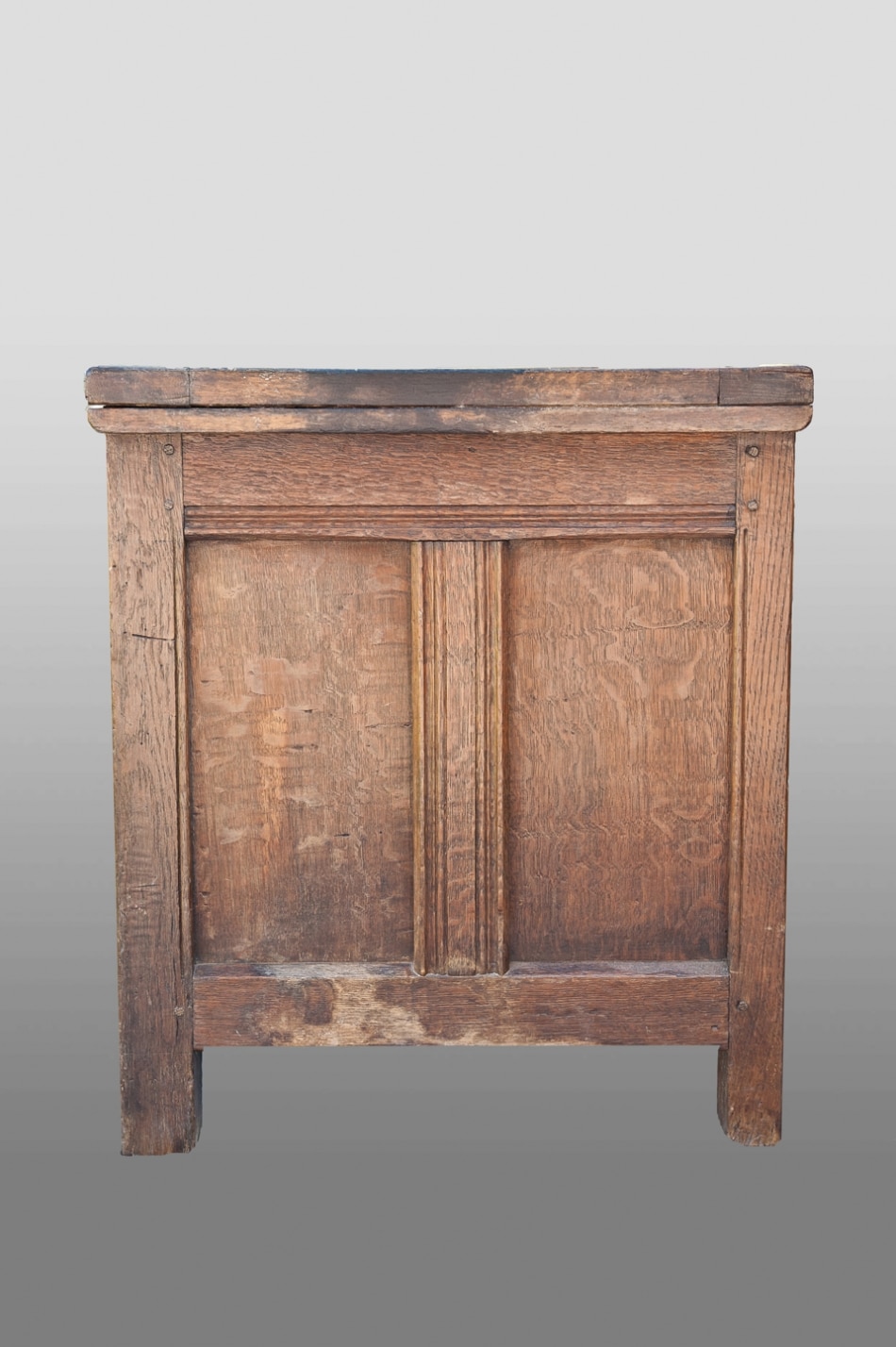 Elizabeth I joined oak chest