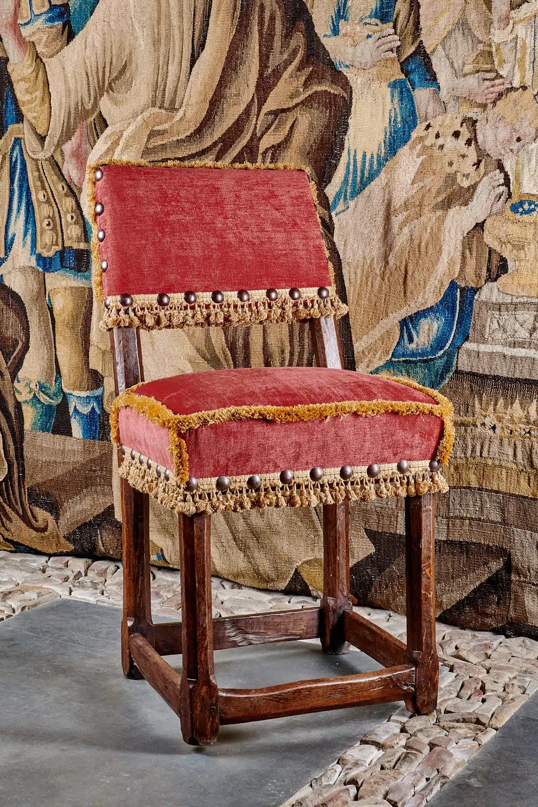 Elizabeth I oak backstool