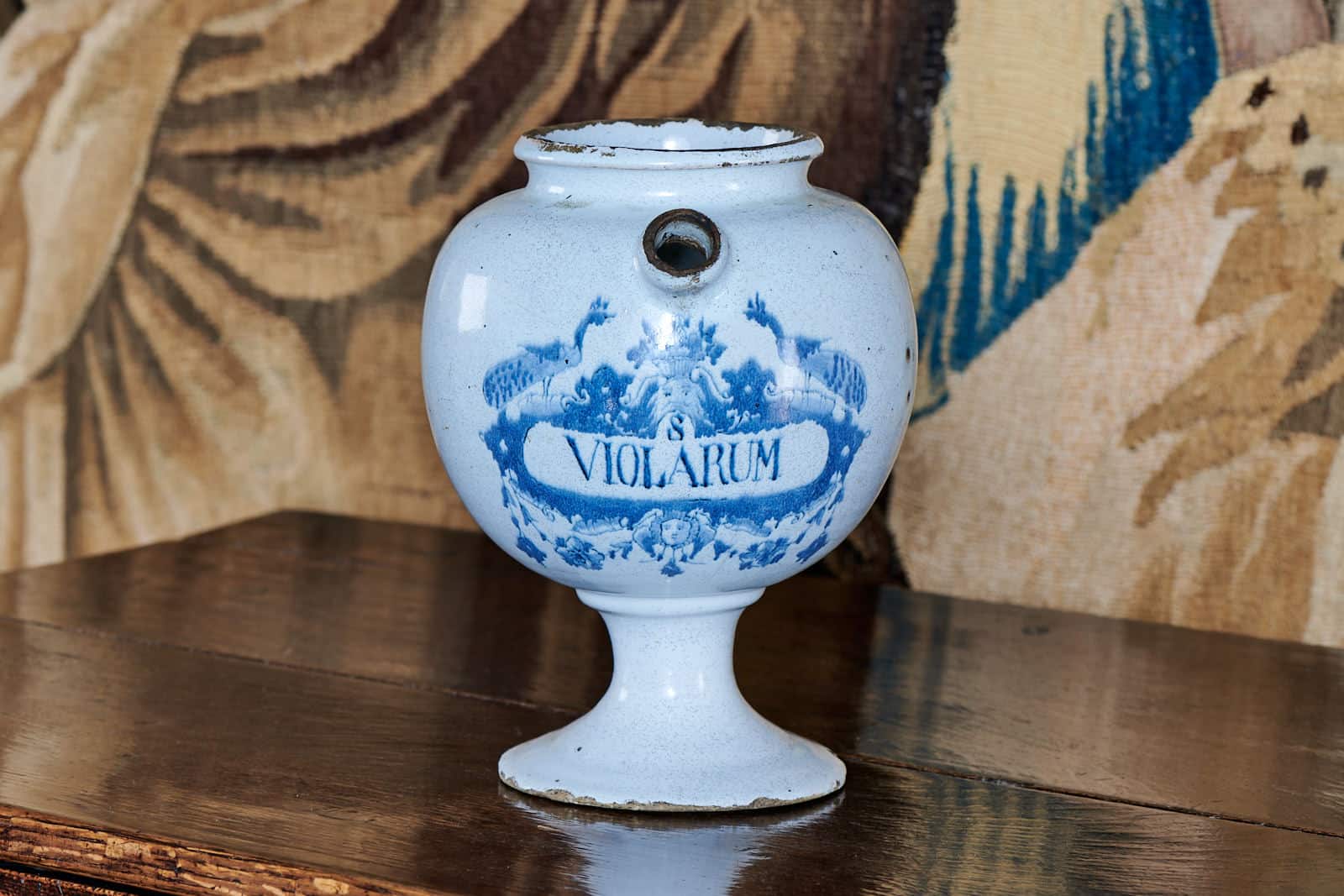 17th century wet drug jar