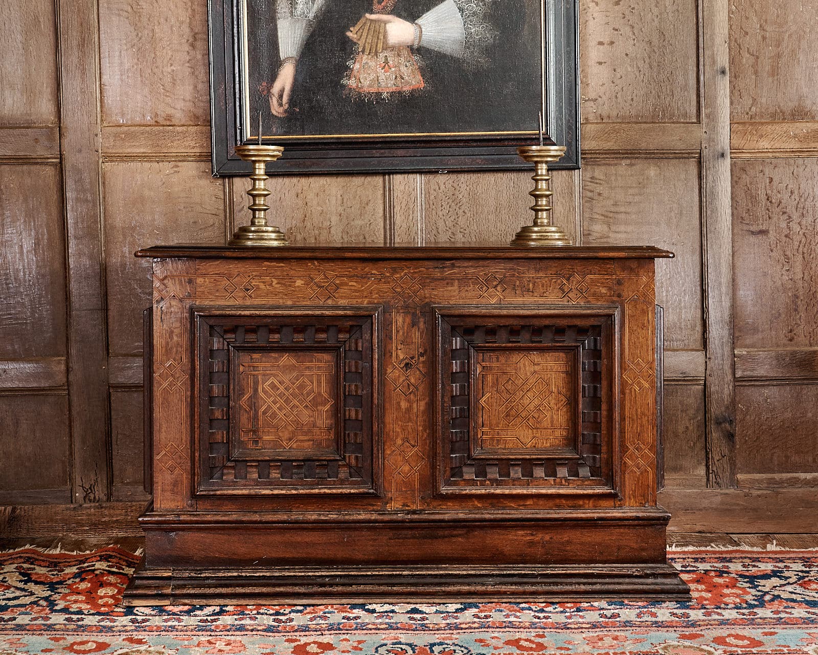 Elizabeth I oak inlaid chest