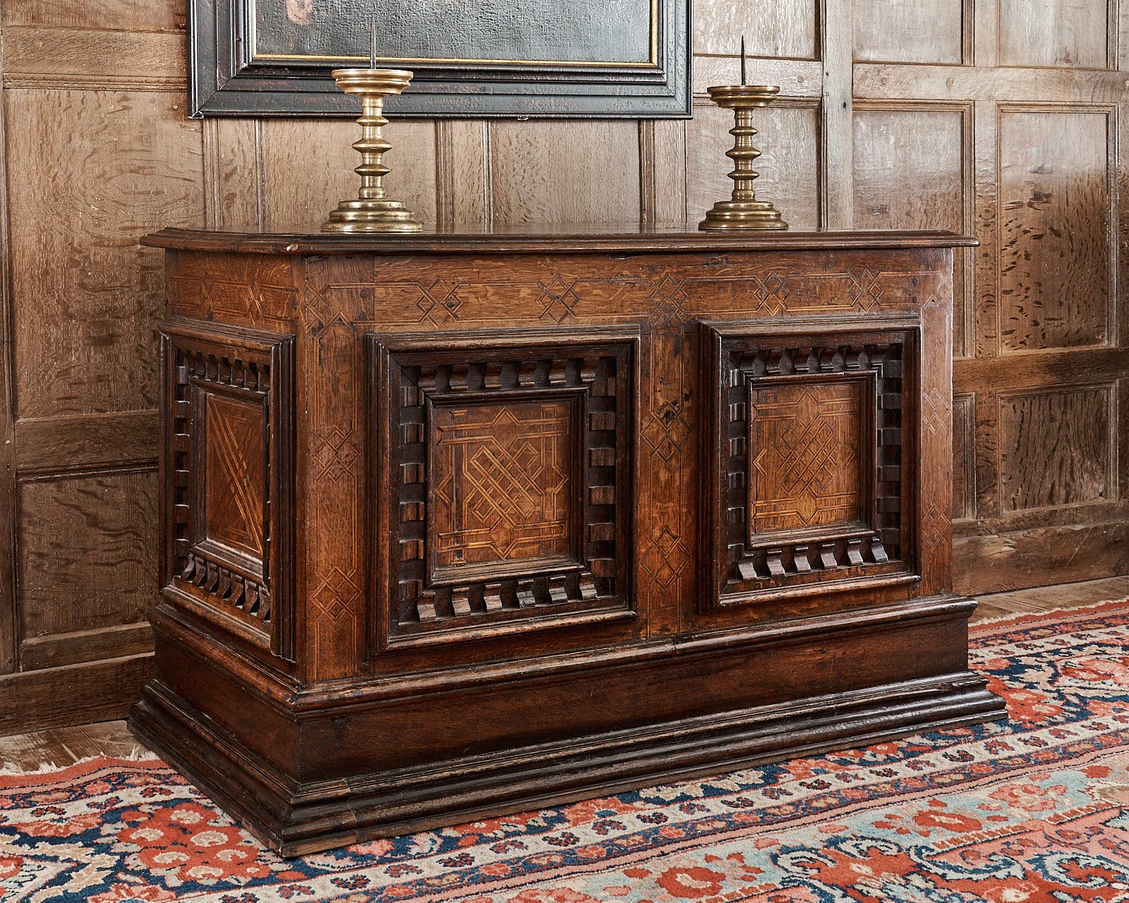 Elizabeth I oak inlaid chest